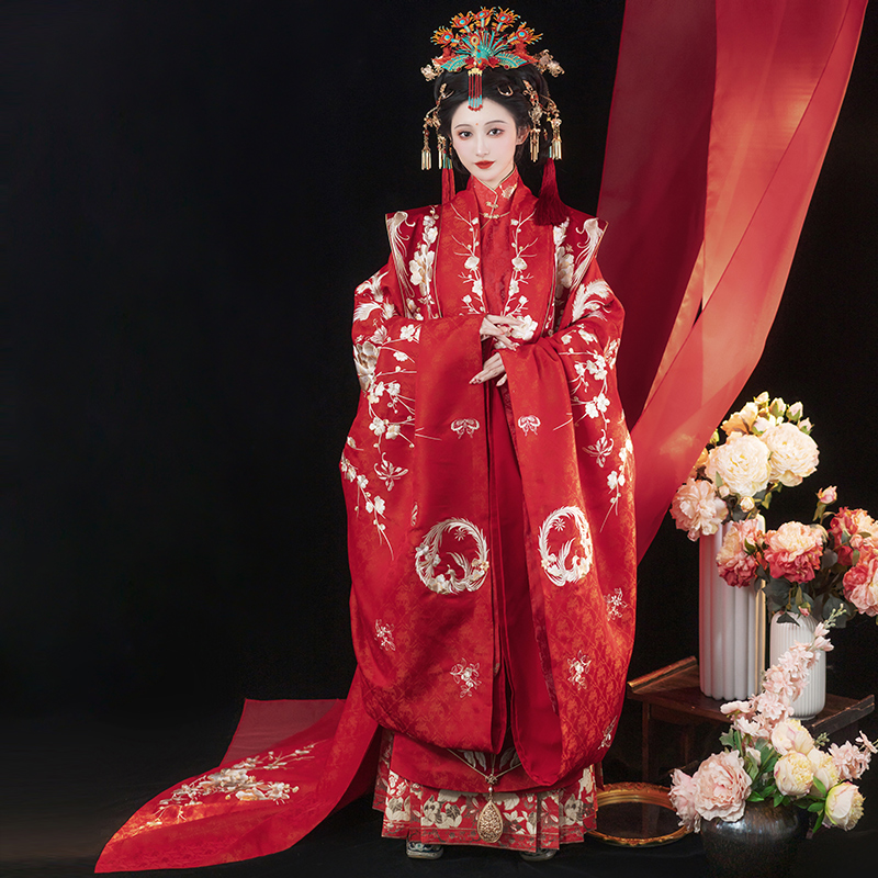 钟灵毓秀 凤鸾台 婚服 鸾凤和鸣