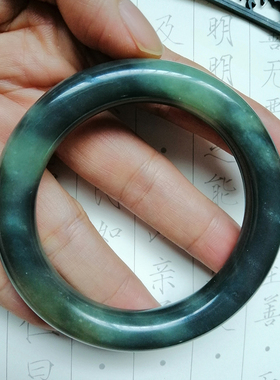 若羌圆条手镯和田玉新疆