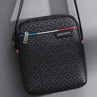 斜挎包男潮牌男士单肩斜挎包真皮大容量休闲包男竖款商务小背包