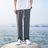 深灰色