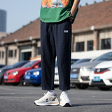 藏青色