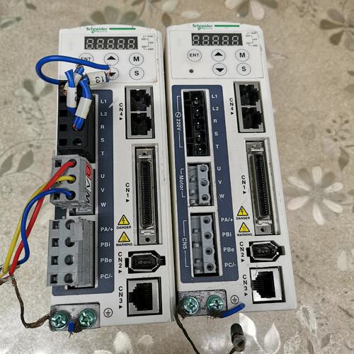 议价施耐德200W驱动器LXM23DU02M3X，