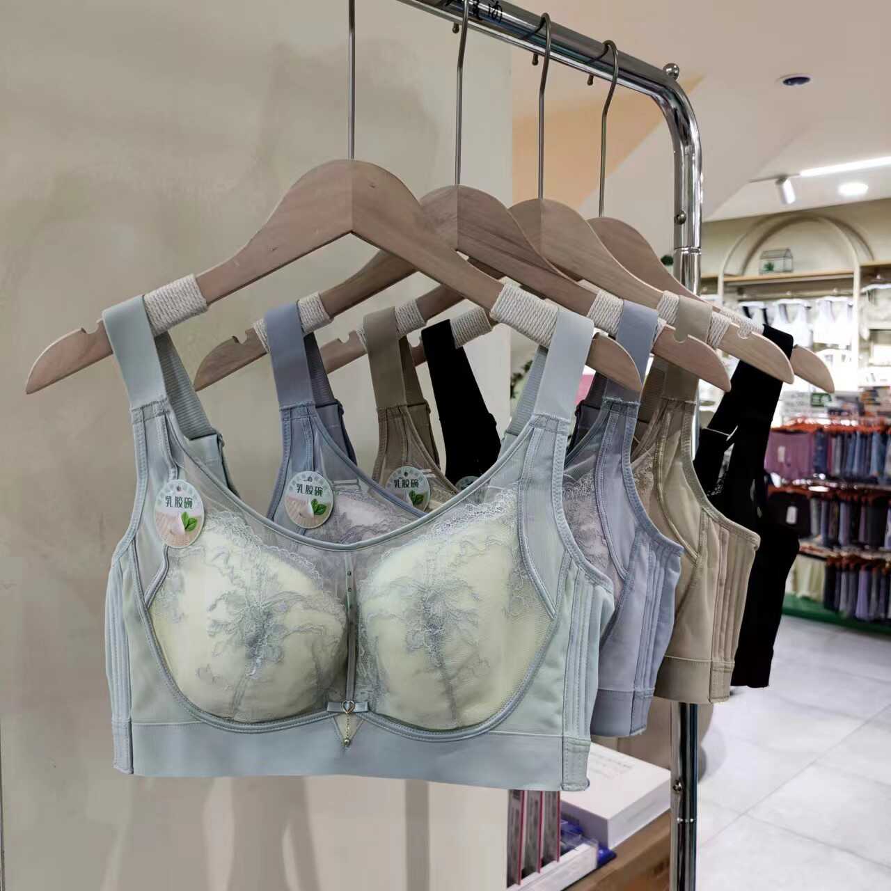 全罩杯薄款聚拢上托收副乳文胸