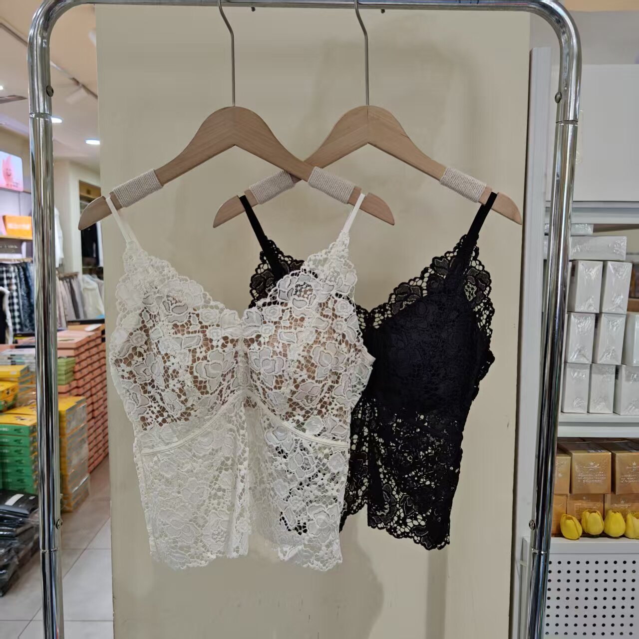 法式性感蕾丝美背免穿文胸背心