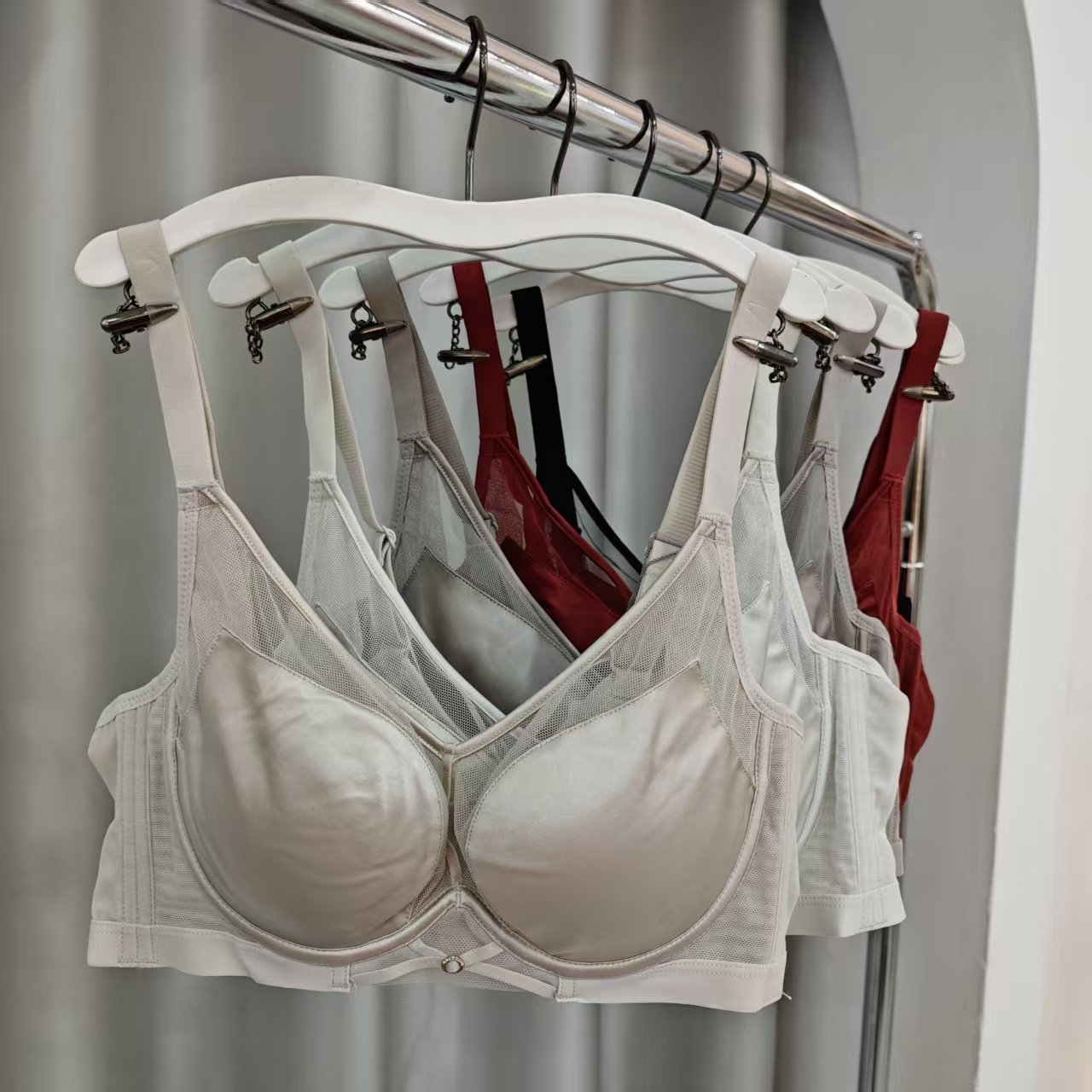 超薄芒果杯缎面网纱内衣女士ABC杯软钢圈聚拢侧收无痕文胸罩6673