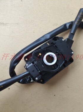 五征奥驰1700 1800 2000 V2 A2 X1 X2 Y3大灯雨刷转向组合开关