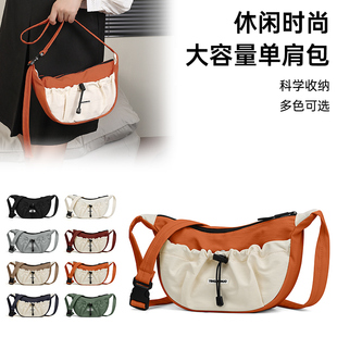 时尚百搭旅游包中老年妈妈包新款防水牛津布女包多隔层单肩斜挎包