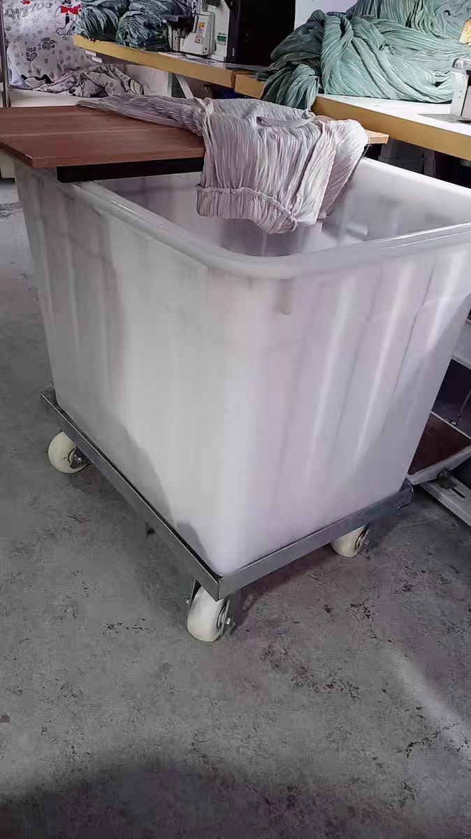 定做户外移动冰柜周转箱万向轮底座带轮子长方形通用洗衣机铁支架