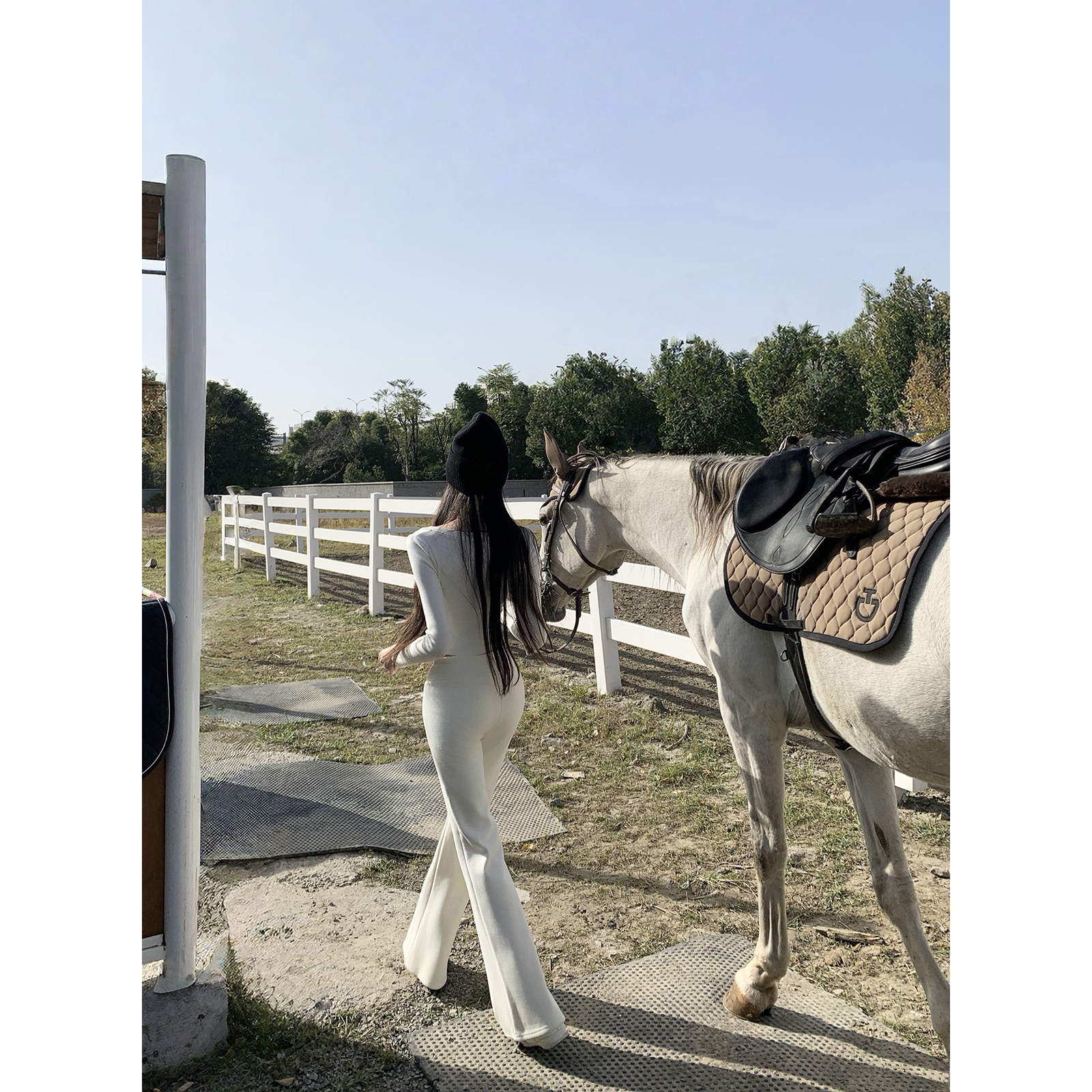 Hotdog热狗很辣蒲绒裤子