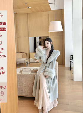 Hotdog 热狗很辣【慕雪京都 100%澳毛+真狐狸毛】豆绿色大衣外套