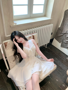 Hotdog 热狗很辣【 情有独钟】蕾丝拼接连衣裙女气质背心裙