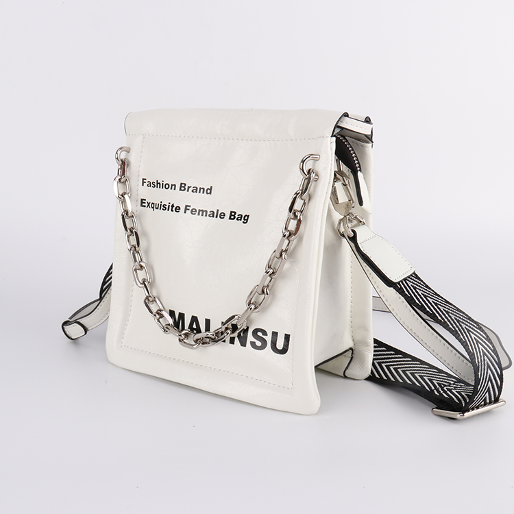 糖果色牛皮小超值斜挎包爆裂纹