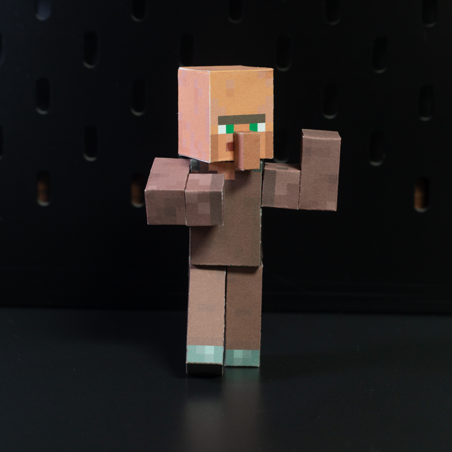 磁力可动村民diy纸模型