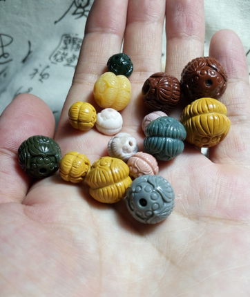 阿拉善玛瑙彩玉莲花珠配饰DIY散珠圆珠桶珠手工雕刻加定制糖心果