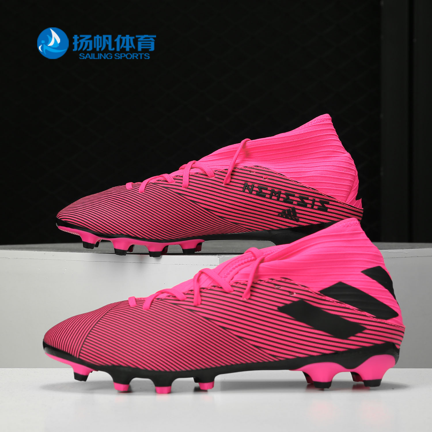 Adidas/阿迪达斯男子足球鞋短钉
