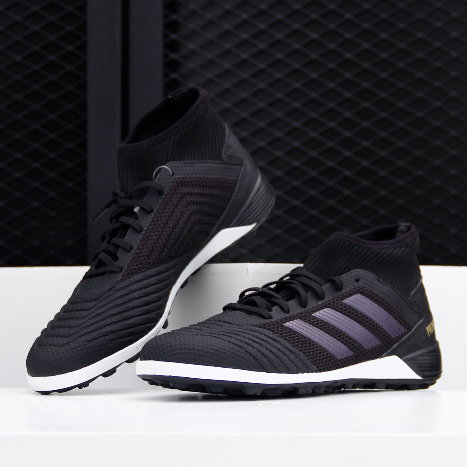 Adidas/阿迪达斯正品猎鹰19.3碎丁男子人草中端足球鞋 F35627