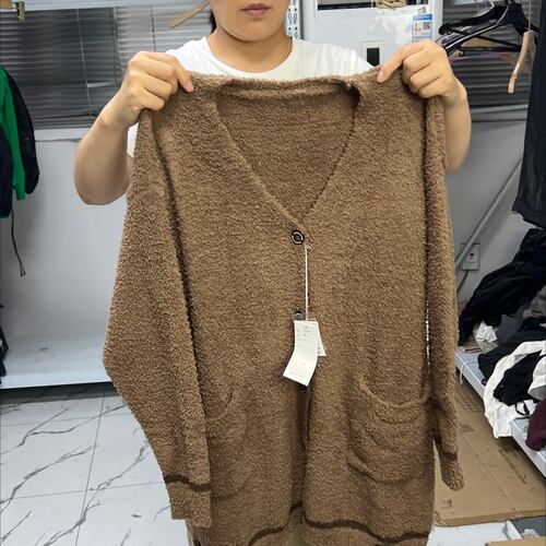 113，新品M_L码，毛衣开衫，120-130胸72长，