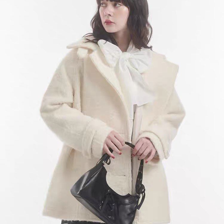 237，J T 猪蹄家白色毛呢外套,女装/女士精品,毛呢外套,淘宝优惠券,粉丝福利购,淘宝优惠卷