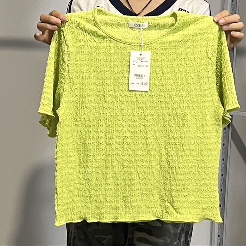 06，L_f 肌理感短袖，96-108胸58长，