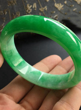 周玉镯缅甸冰糯种阳绿翡翠手镯绿玉镯子女款正圈满绿玉手镯送妈妈