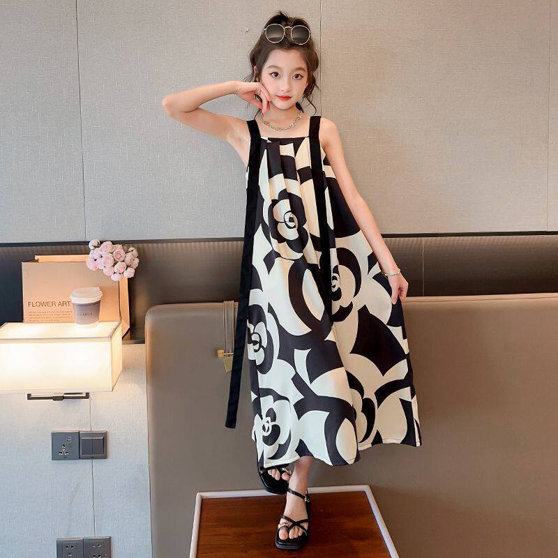 女童连衣裙夏季2024新款洋气儿童女孩时髦裙子沙滩夏装吊带裙