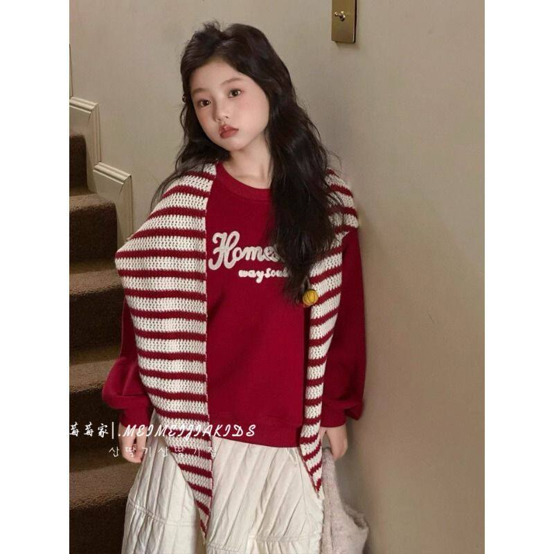 韩国童装2025秋冬新款女童条纹披肩毛衣儿童圣诞款套头衫红色卫衣
