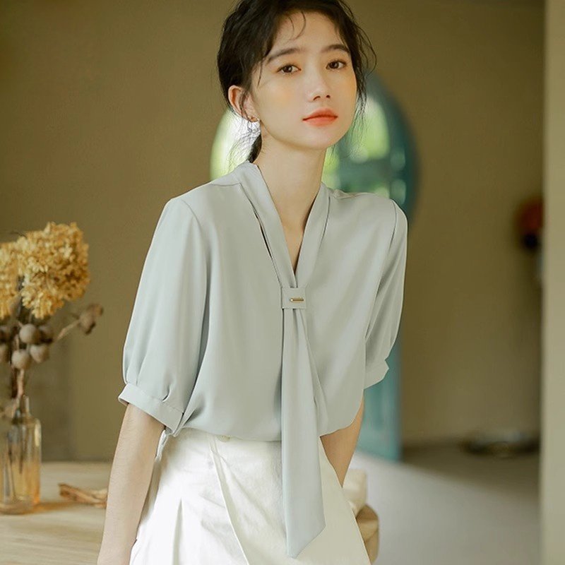 潮牌飘带短袖衬衫女2026年夏新款半袖系带职业通勤设计感小众正装