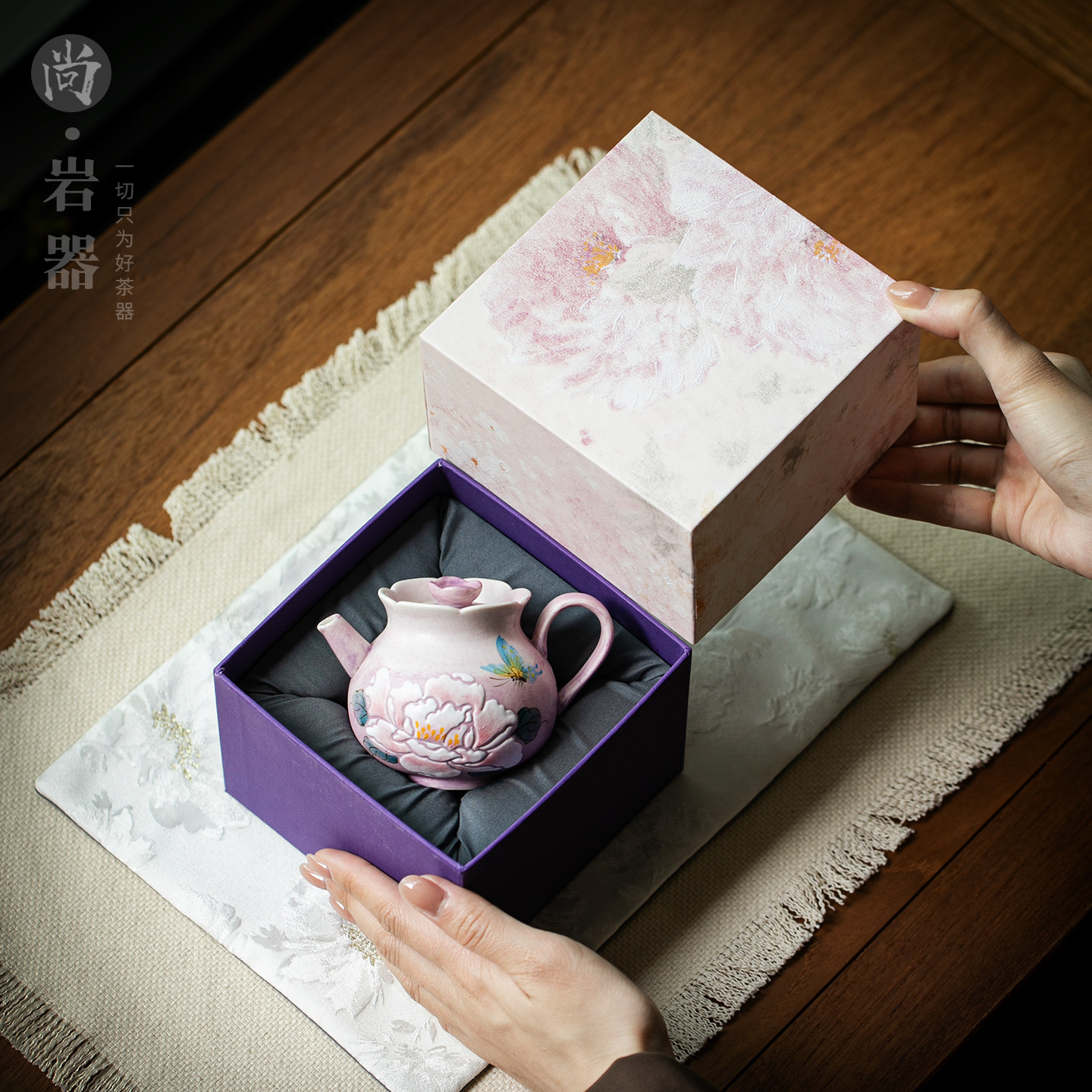 手绘牡丹陶瓷茶壶高档女士专用泡茶单壶高颜值一人用粉引功夫茶具