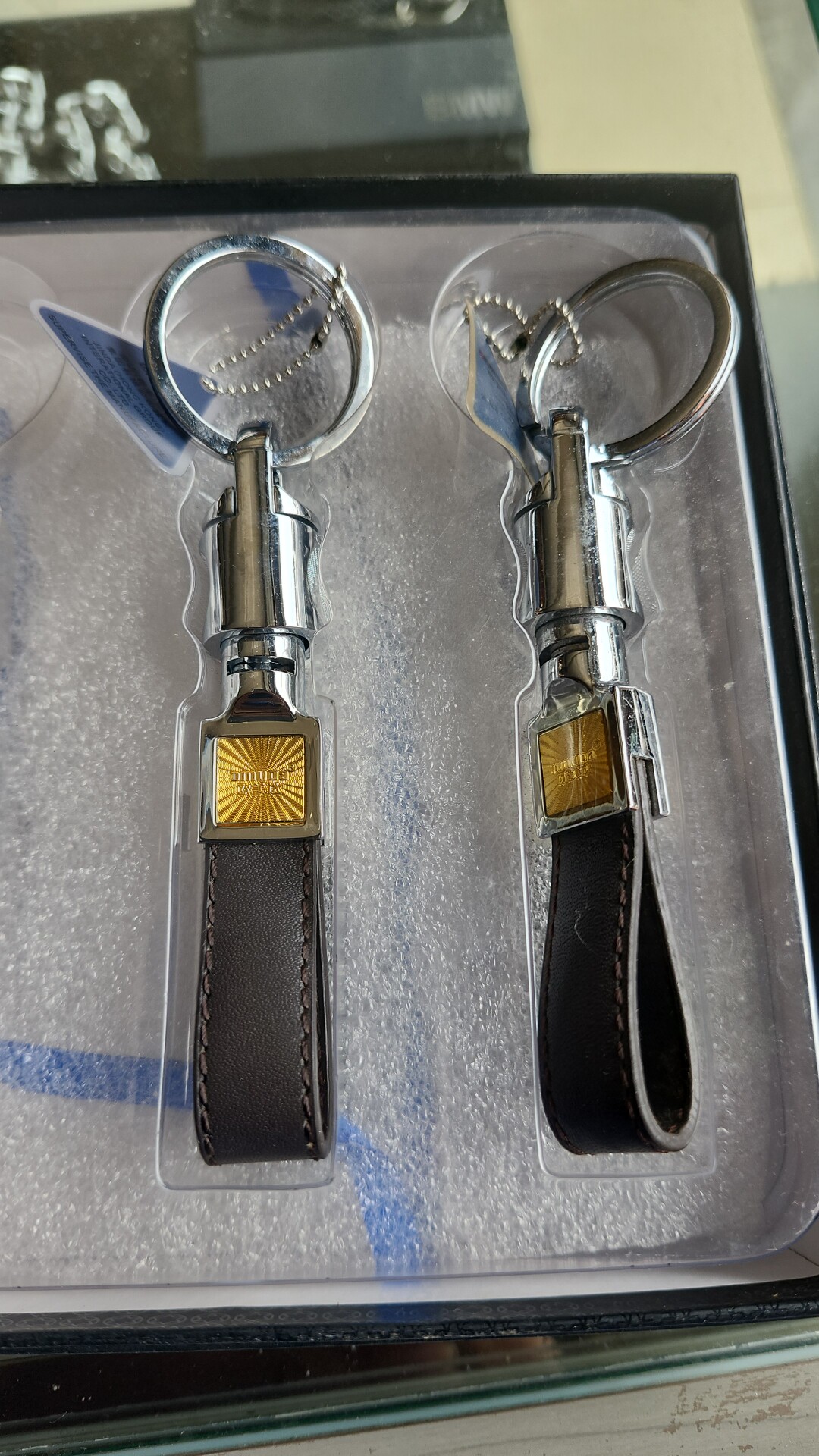 皮革钥匙扣XAMIMPGC200QNT