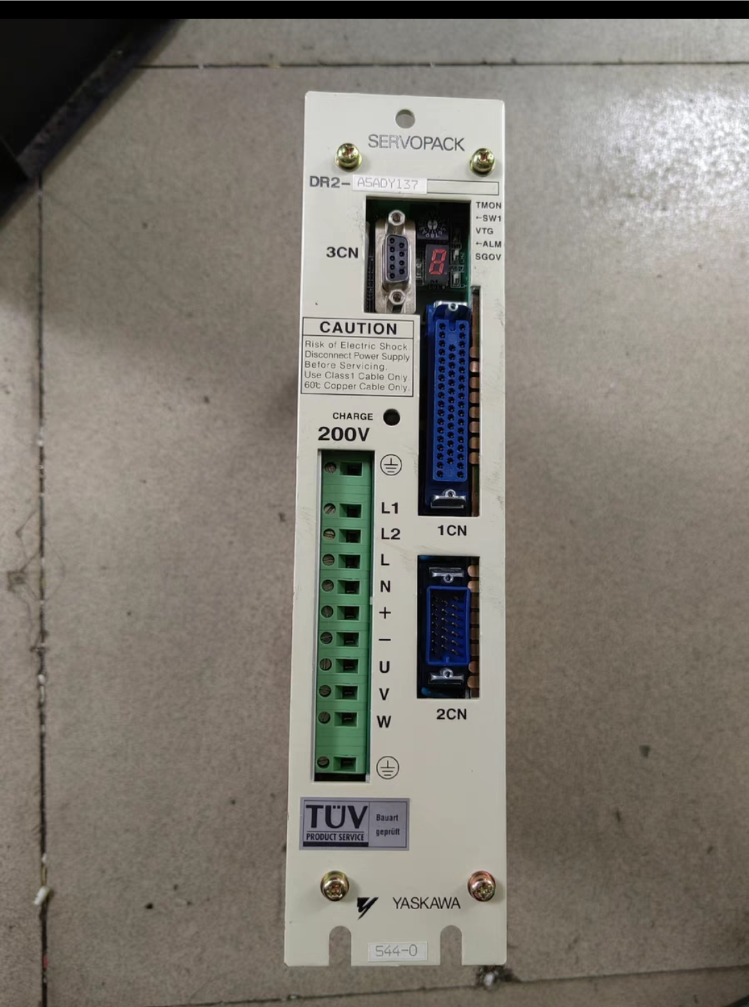 二手:安川伺服器:dr2-a5ady137实物图现货议价