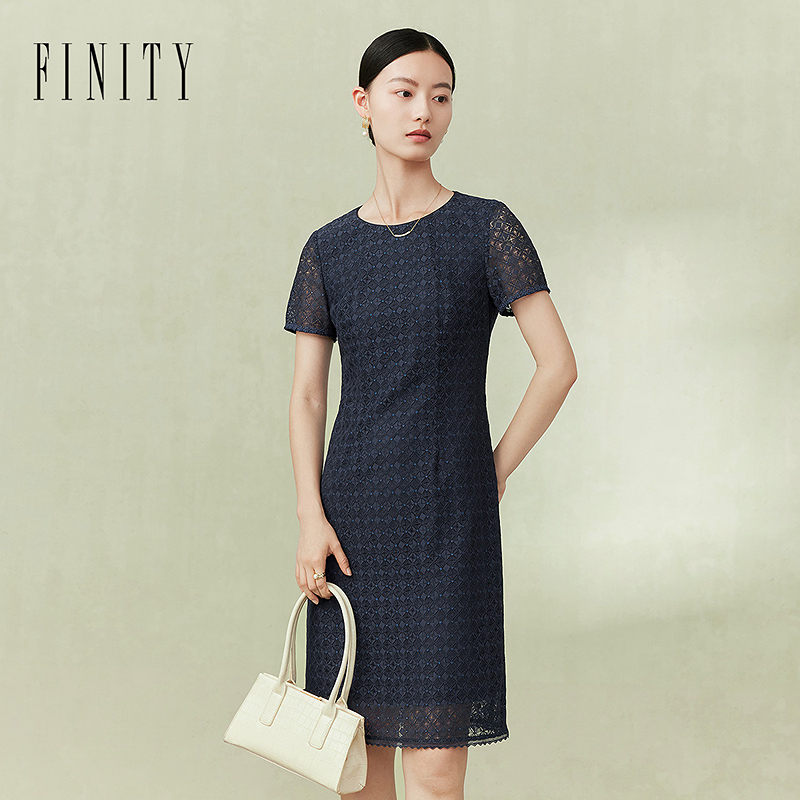 FINITY菲妮迪春夏圆领短袖裙字时尚首要显瘦圆领连衣裙