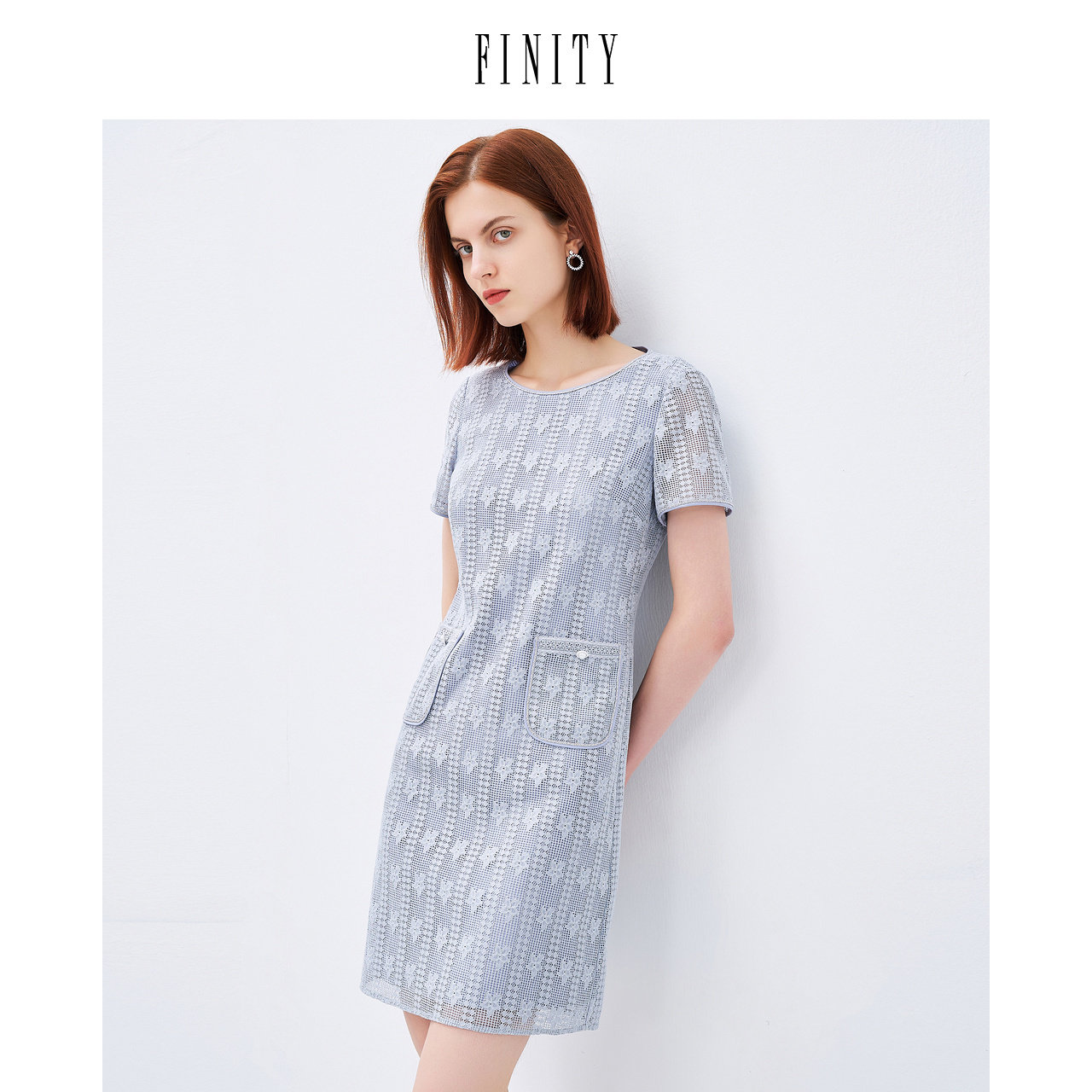FINITY菲妮迪灰蓝色连衣裙夏季圆领镂空绣花设计感显瘦裙子女