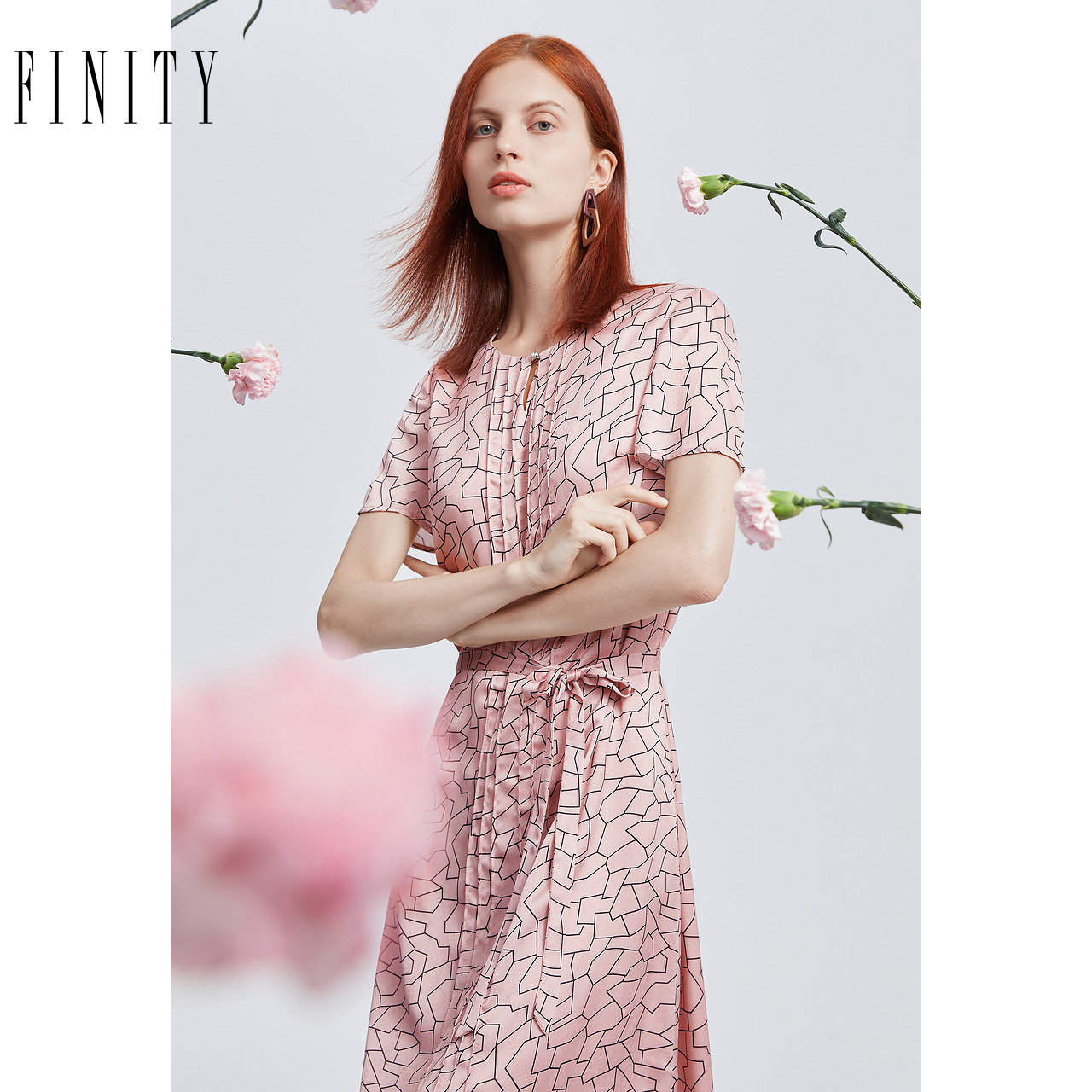 FINITY2024年夏季气质纯色连衣裙设计感纹理中长款裙子女