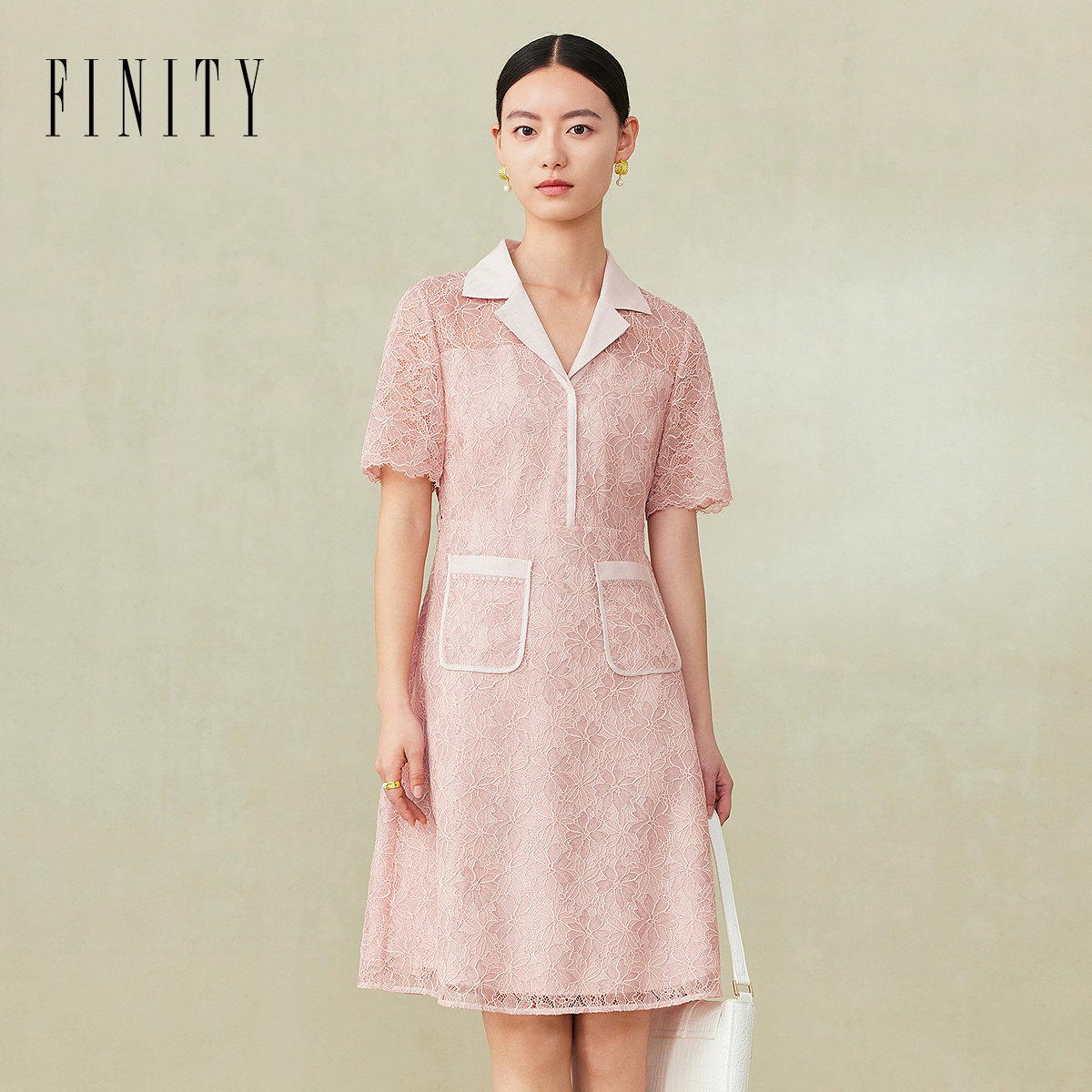 FINITY菲妮迪品牌连衣裙2024夏季设计感西装领蕾丝洋气A字裙子女