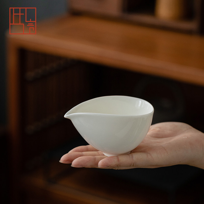 德化羊脂玉白瓷公道杯陶瓷大号茶海公平杯茶海茶具配件匀杯分茶器,餐饮具,公道杯,淘宝优惠券,粉丝福利购,淘宝优惠卷