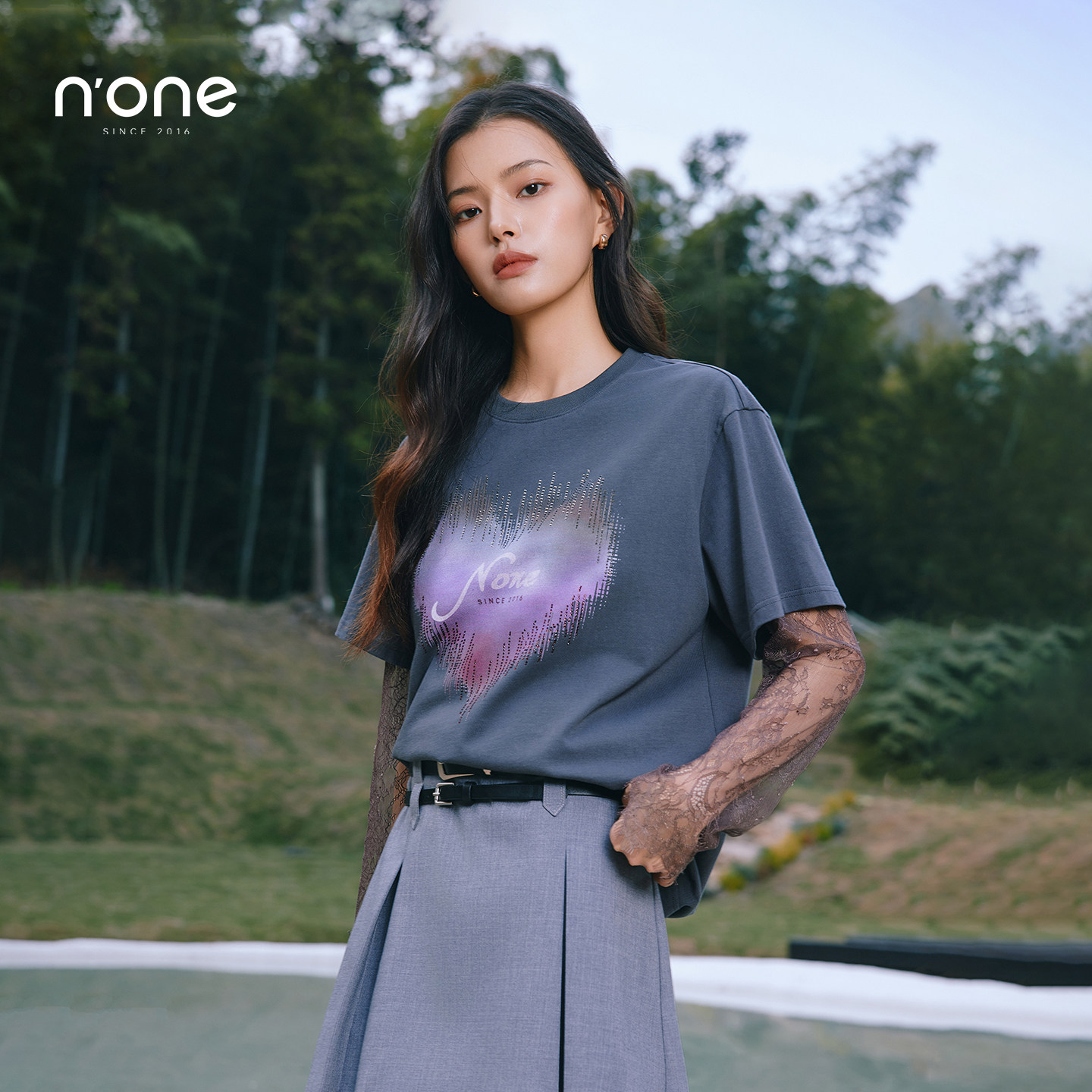 none两件套蕾丝拼接气质T恤图片