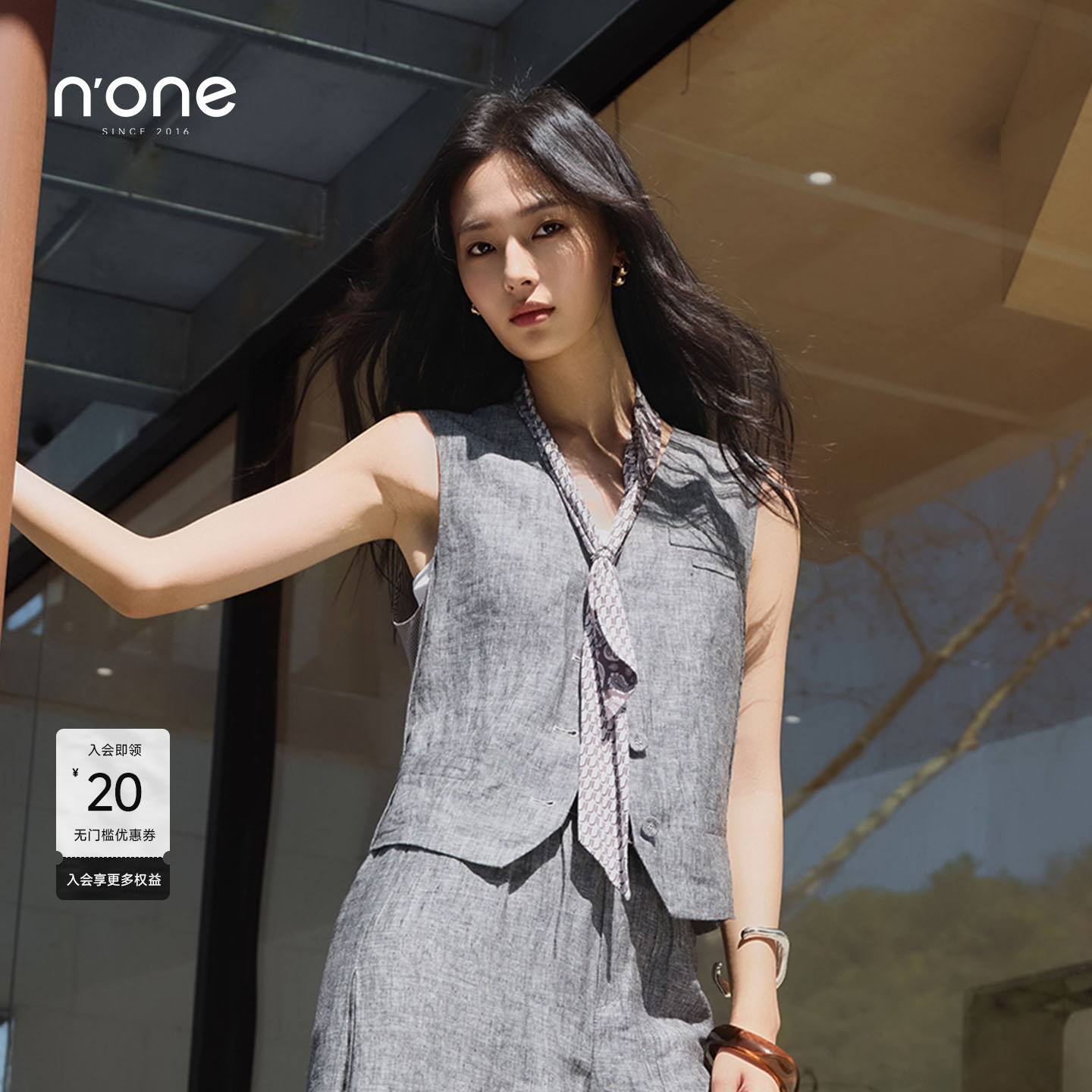 none100%亚麻印花丝巾时尚马甲