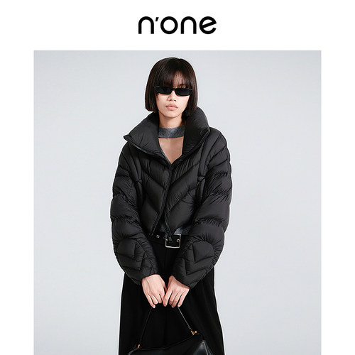 none立领短款微收拢袖口羽绒服