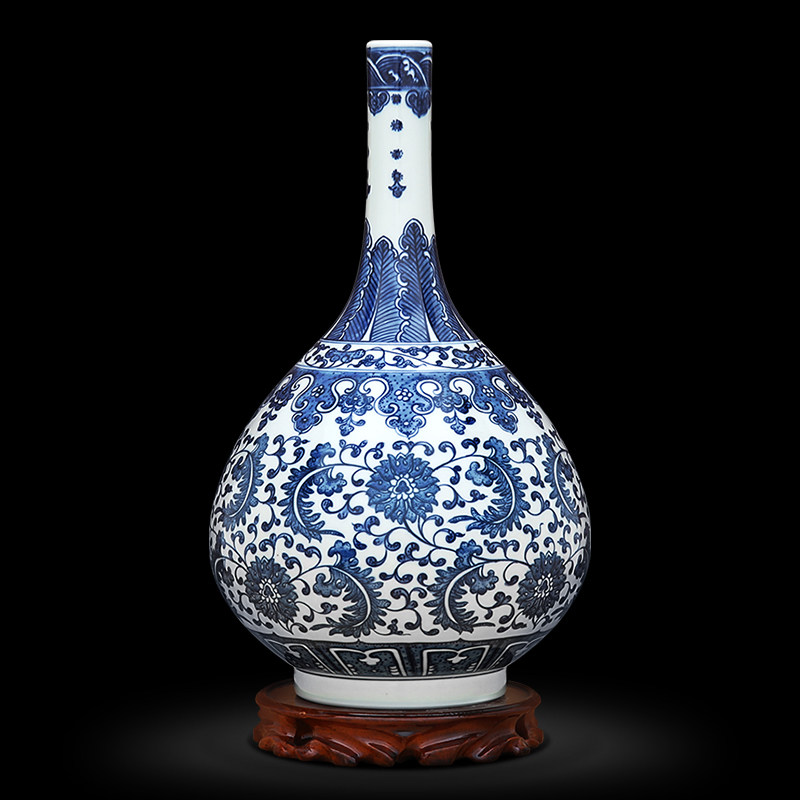 傲世瓷业 手绘青花瓷万寿藤胆瓶