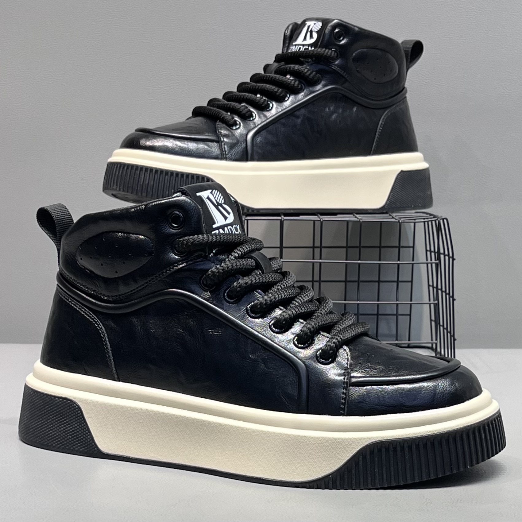 高帮真皮板鞋秋冬新款经典时尚百搭休闲鞋舒适系带耐磨软底潮男鞋,流行男鞋,高帮鞋,淘宝优惠券,粉丝福利购,淘宝优惠卷