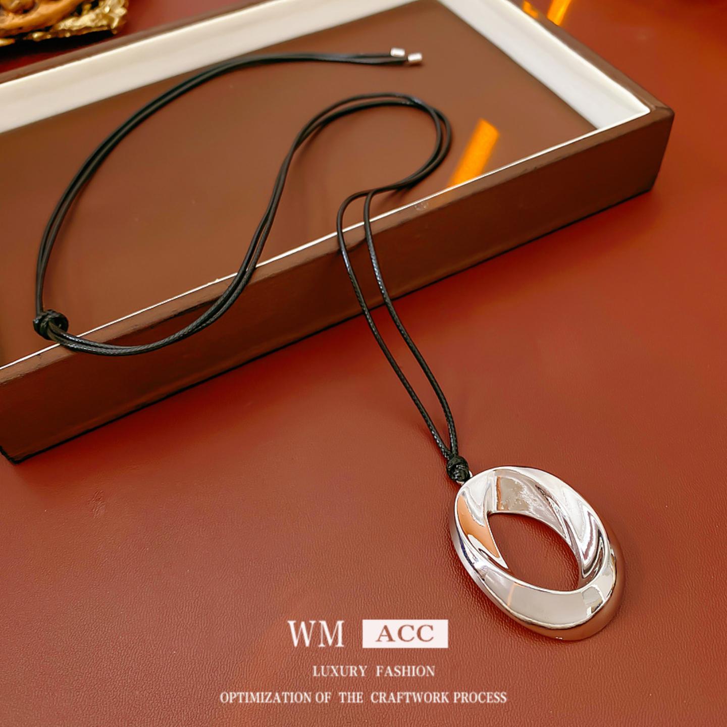 简约圆形绑带吊坠项链女款