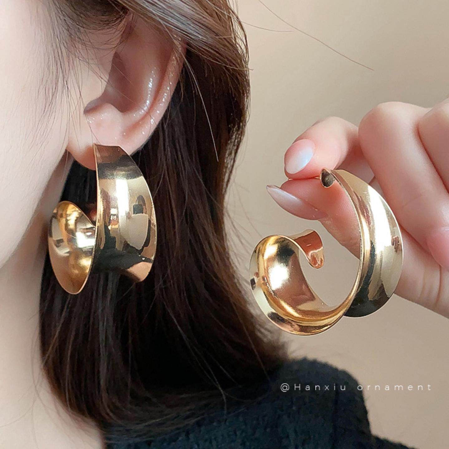 欧美宽面金属夸张耳钉轻奢冷淡风个性耳环小众高级感简约耳饰