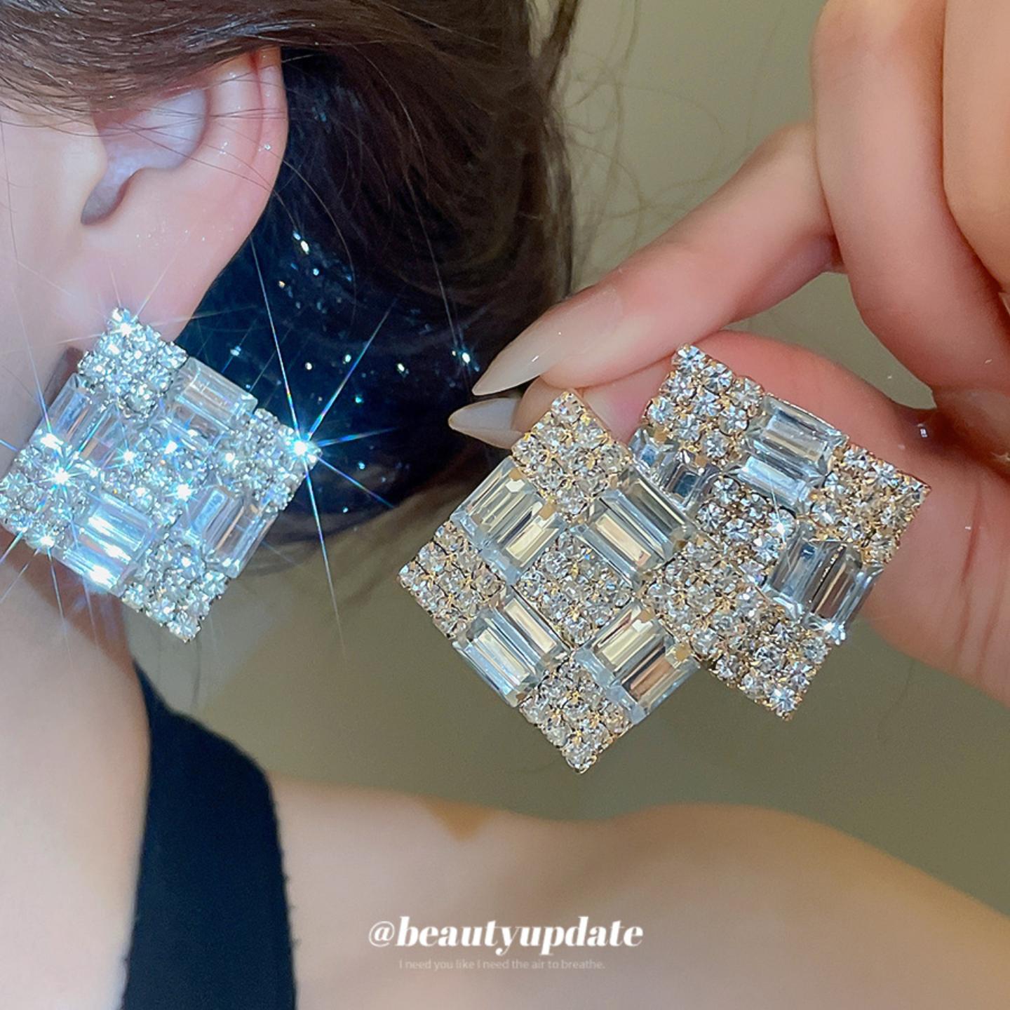 欧美闪耀银针镶钻菱形耳钉|个性