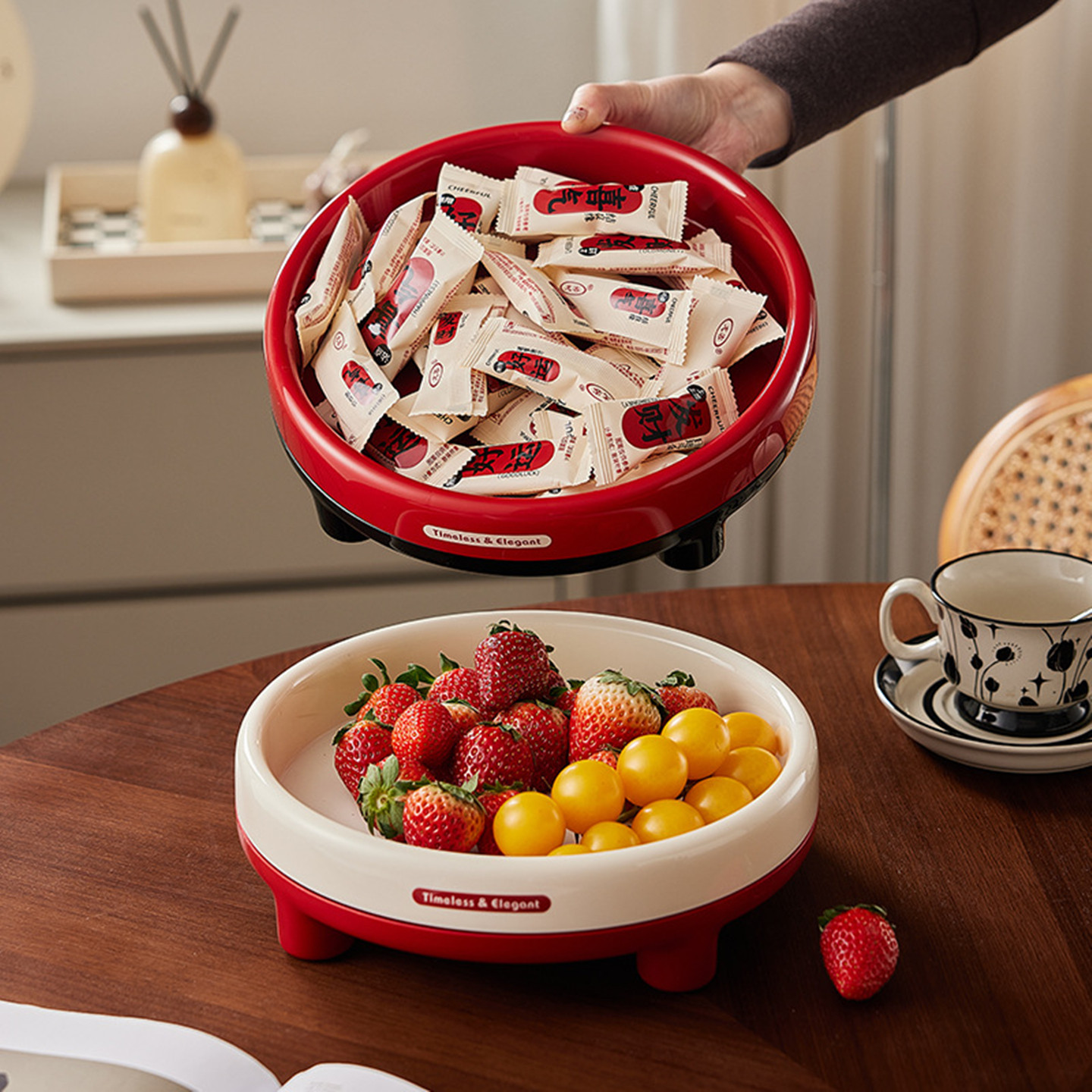 旋转果盘客厅茶几家用2025新款糖果盒干果收纳盒水果盘零食摆放盘