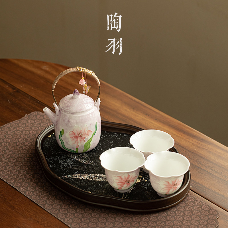 手绘堆雕朦紫百合芬芳提梁壶