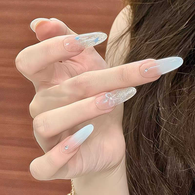 手工穿戴甲法式温柔气质蝴蝶结星带钻淡蓝美甲高级显白指甲可