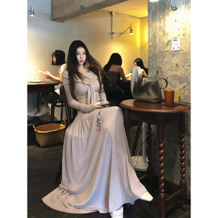 MaxMooroe温香软玉%清冷贵气感套装裙女两件套秋季显瘦上衣半身裙