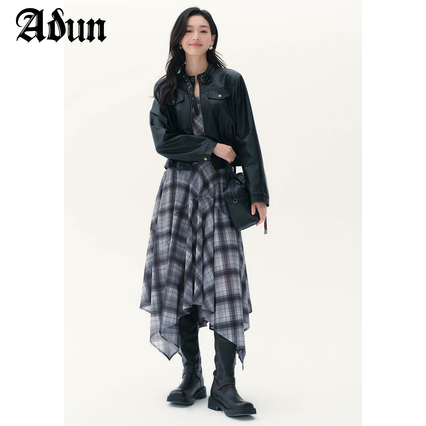 Abun【商场同款】2026秋季新品格纹不规则裙摆吊带连衣裙