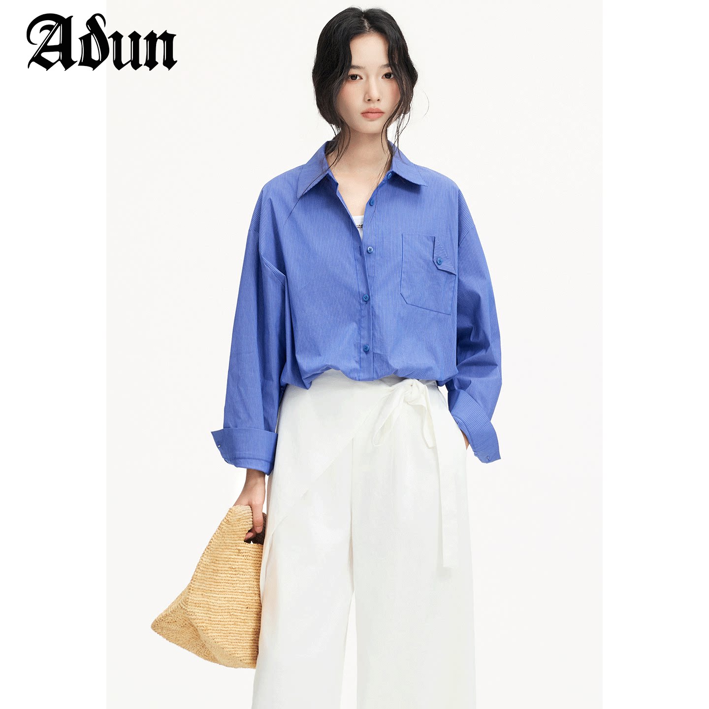 Abun【商场同款】2026年秋季新品 ins 蓝条纹衬衫上衣女（少量）图片