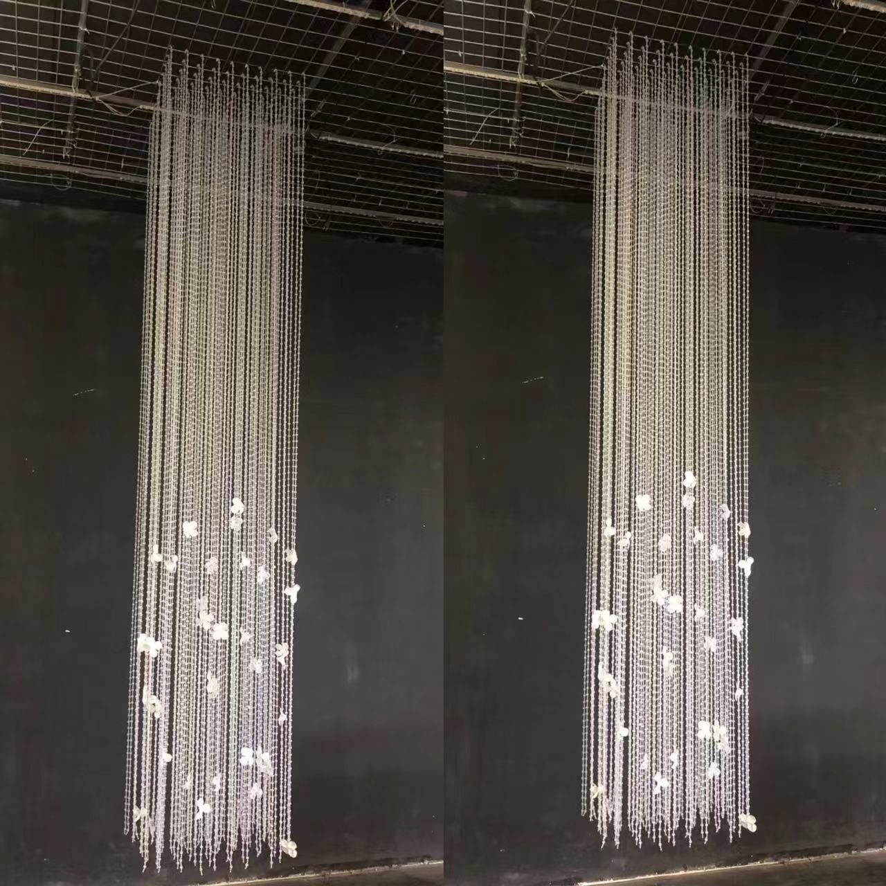 成品婚庆亚克力留恋吊顶花瓣水晶拱门